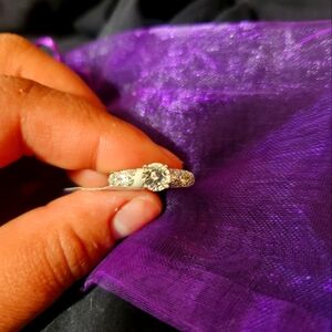 Beautiful size 6 Charmed Aroma ring